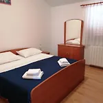 Apartman Tea, Quiet In The Center
